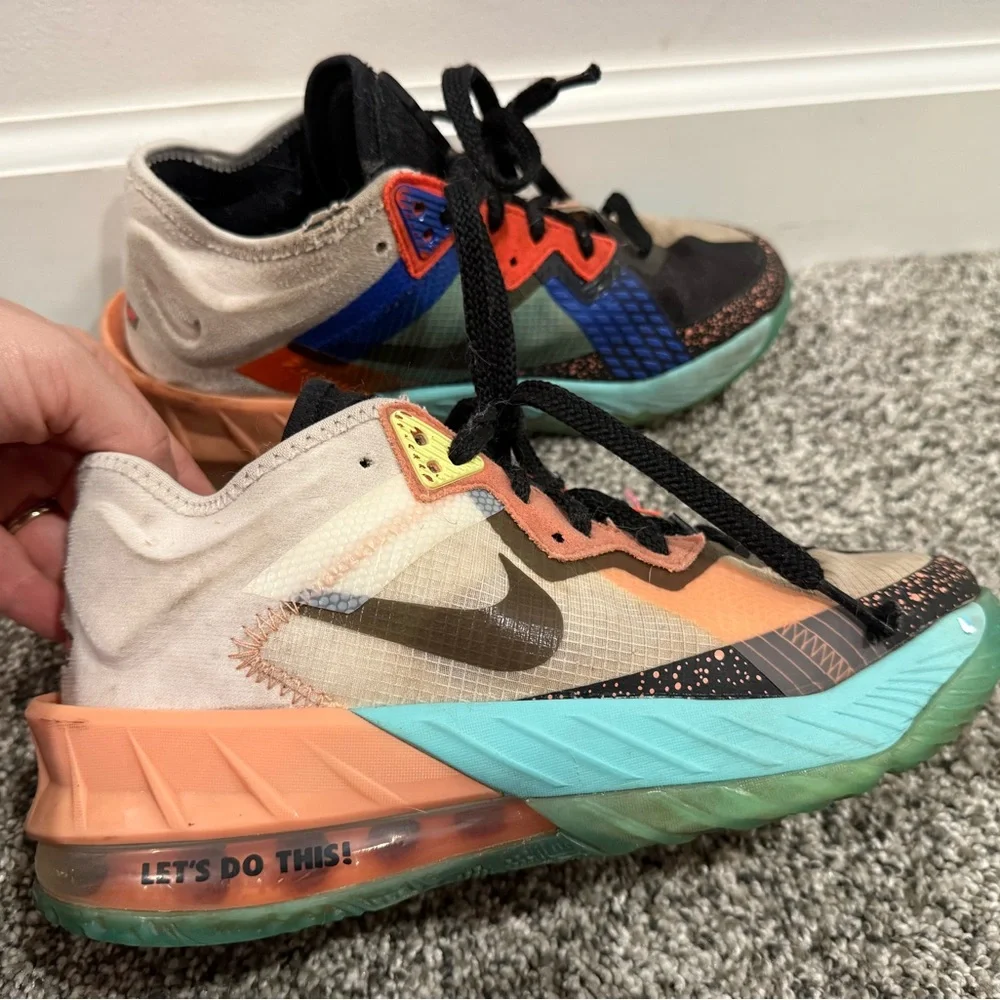 Nike LeBron 18 XVIII low tune squad space jam basketball shoes, youth size 4.5 - Picture 2 of 14